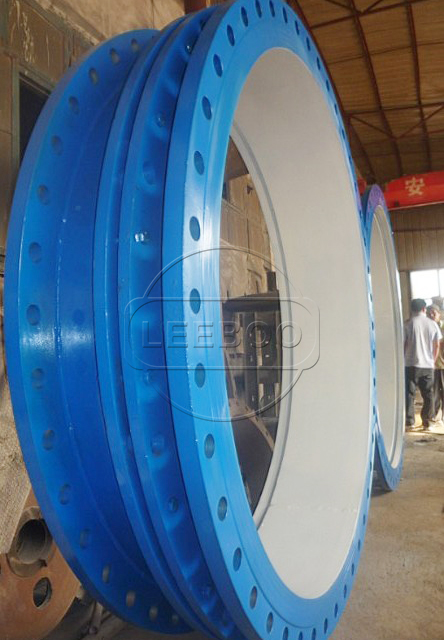 鋼制<a href=http://m.wuhxjl.com target=_blank class=infotextkey>伸縮接頭</a>