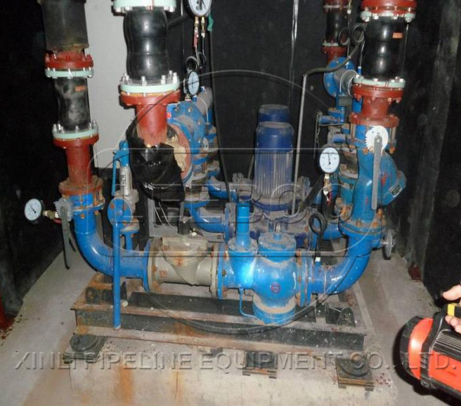 云南省昆明市尋甸縣單球體<a href=http://m.wuhxjl.com target=_blank class=infotextkey>橡膠接頭</a>展示